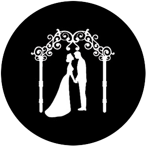 Kissing Under Trellis